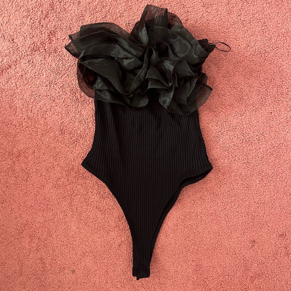 Zara Strapless Bodysuit🖤